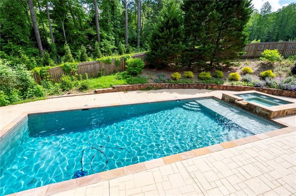 5 bedroom, 6 bathroom, 6,529 sq ft single family residence for sale at 355 Clark Creek Pass, Acworth, GA 30102 — photo 3