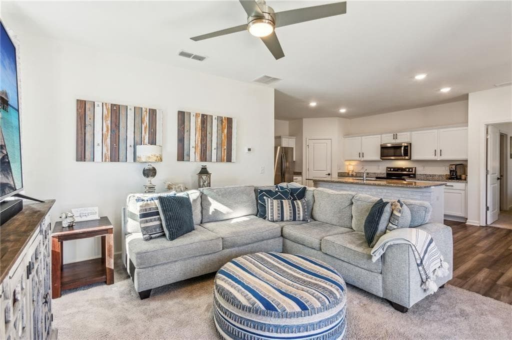 4 bedroom, 2 bathroom, 1,844 sq ft single family residence for sale at 146 Knightsbridge Lane, Winder, GA 30680 — photo 7