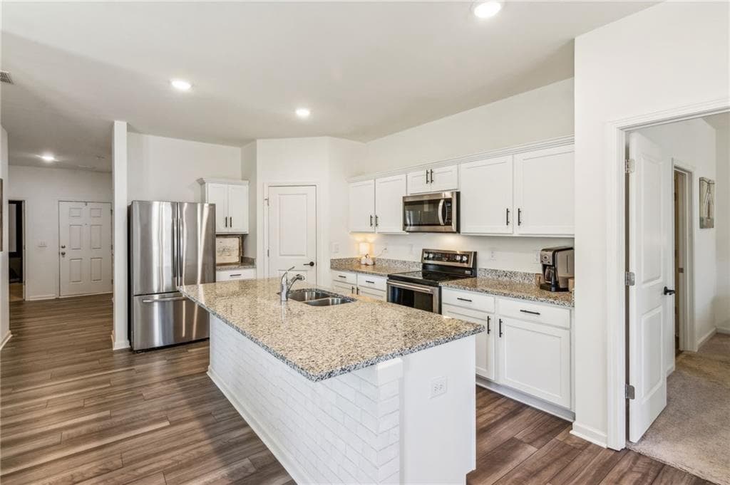4 bedroom, 2 bathroom, 1,844 sq ft single family residence for sale at 146 Knightsbridge Lane, Winder, GA 30680 — photo 10