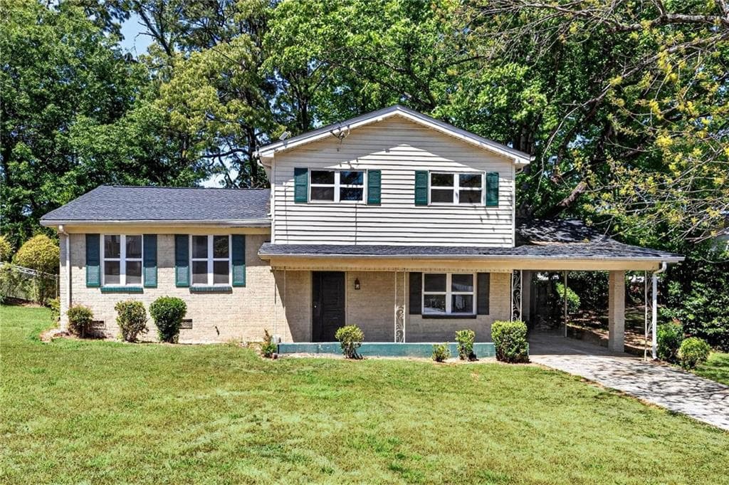 5 bedroom, 1,063 sq ft single family residence sold at 3931 Adamsville Drive, Atlanta, GA 30331