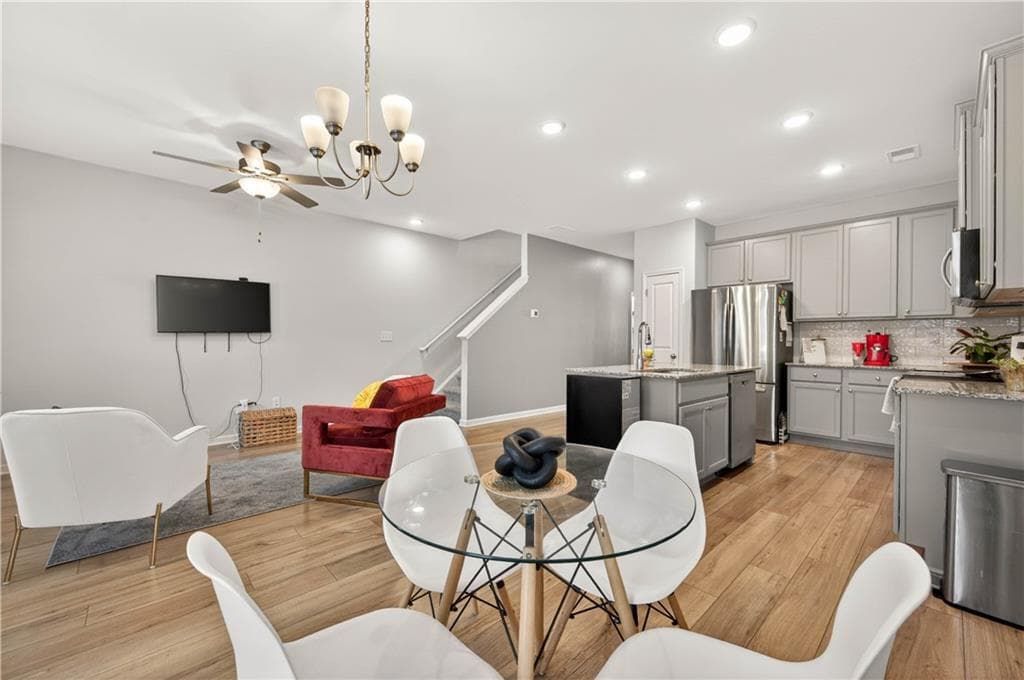 3 bedroom, 3 bathroom, 1,393 sq ft townhouse for sale at 252 Regent Park, Hoschton, GA 30548 — photo 7