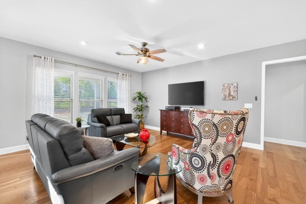 2 bedroom, 2 bathroom, 1,792 sq ft single family residence for sale at 5222 Morrell Road, Hoschton, GA 30548 — photo 8