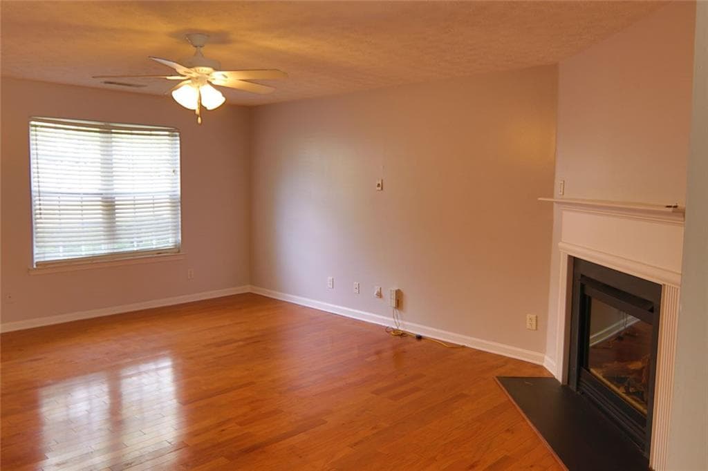 3 bedroom, 3 bathroom, 1,954 sq ft single family residence for sale at 363 Springhaven Way, Lawrenceville, GA 30046 — photo 5