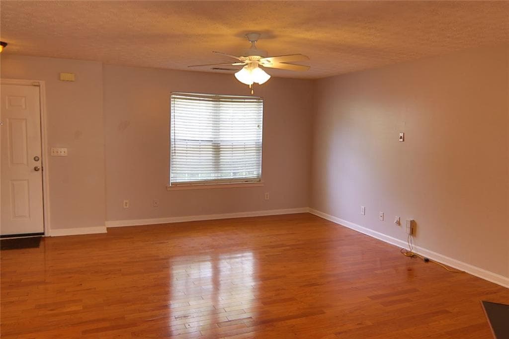 3 bedroom, 3 bathroom, 1,954 sq ft single family residence for sale at 363 Springhaven Way, Lawrenceville, GA 30046 — photo 6