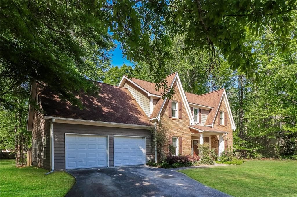 3 bedroom, 3 bathroom, 2,094 sq ft single family residence for sale at 5280 Oglethorpe Court, Powder Springs, GA 30127 — photo 3