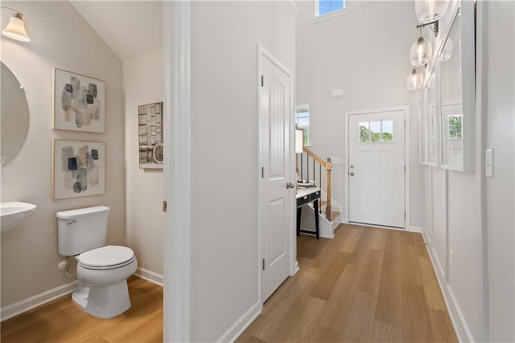 4 bedroom, 4 bathroom, 2,400 sq ft single family residence under contract at 109 Alpine Road, Fairburn, GA 30213 — photo 3