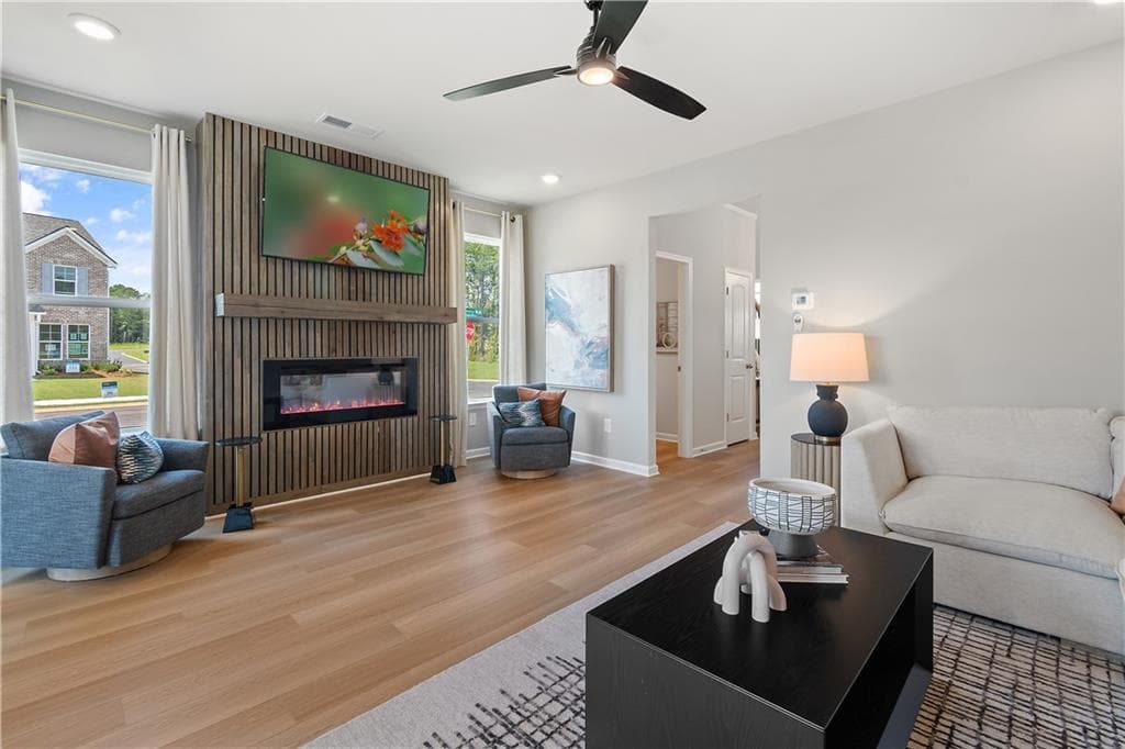 4 bedroom, 4 bathroom, 2,400 sq ft single family residence under contract at 109 Alpine Road, Fairburn, GA 30213 — photo 8