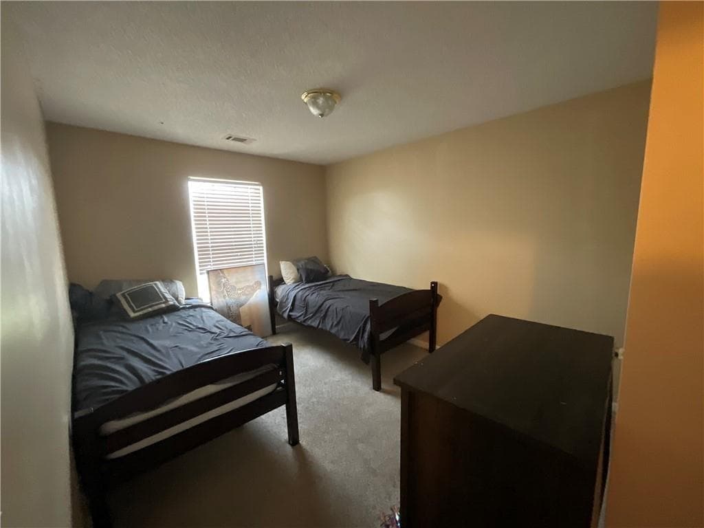 3 bedroom, 3 bathroom, 1,756 sq ft single family residence for sale at 6231 Hickory Lane Circle, Union City, GA 30291 — photo 10