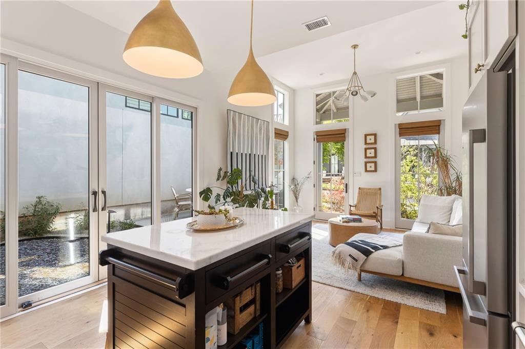 2 bedroom, 2 bathroom, 1,100 sq ft single family residence for sale at 139 Mado Lane, Chattahoochee Hills, GA 30268 — photo 8
