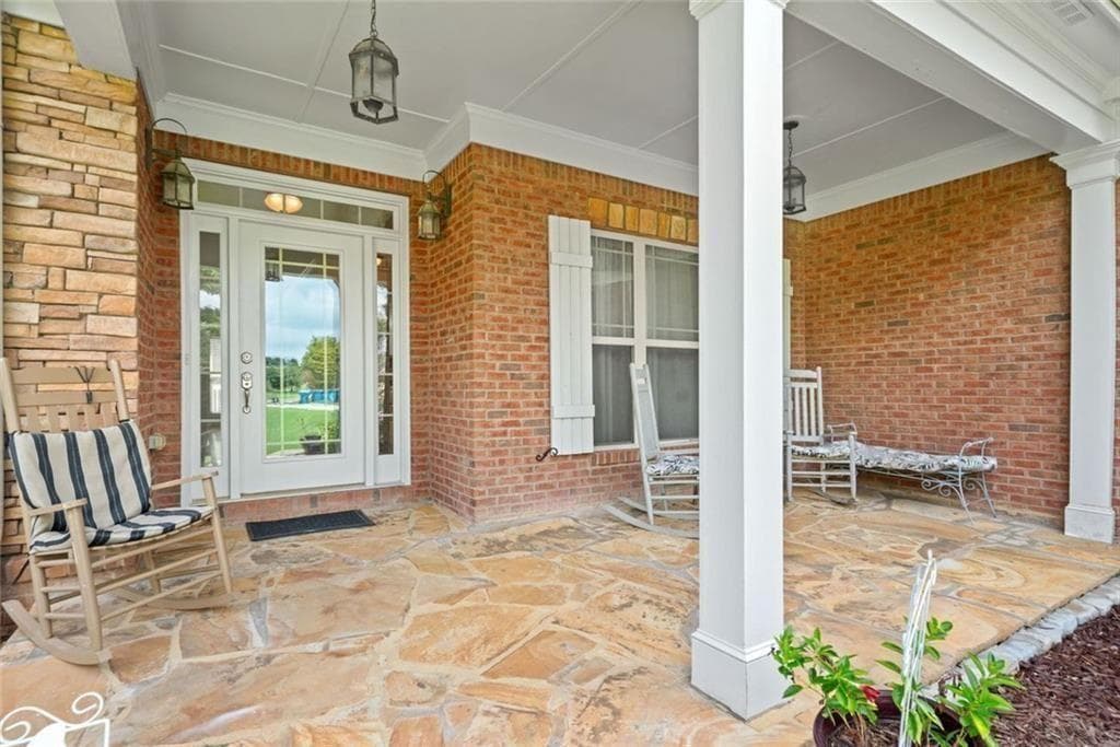 4 bedroom, 4 bathroom, 6,232 sq ft single family residence for sale at 2200 Spruce Lake Drive, Dacula, GA 30019 — photo 2