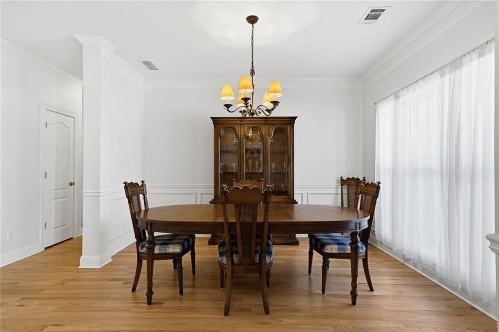 4 bedroom, 4 bathroom, 6,232 sq ft single family residence for sale at 2200 Spruce Lake Drive, Dacula, GA 30019 — photo 5