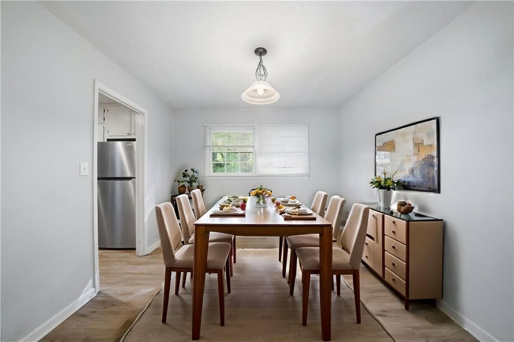 4 bedroom, 3 bathroom, 1,701 sq ft single family residence under contract at 2719 Galaxy Court, Decatur, GA 30034 — photo 3