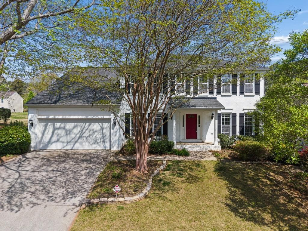 4 bedroom, 3 bathroom, 2,766 sq ft single family residence sold at 2796 Craig Court, Marietta, GA 30062
