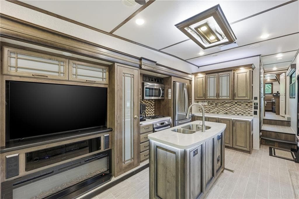 1 bedroom, 1 bathroom, 414 sq ft single family residence for sale at 320 Leisure Acres Drive, Cleveland, GA 30528 — photo 7