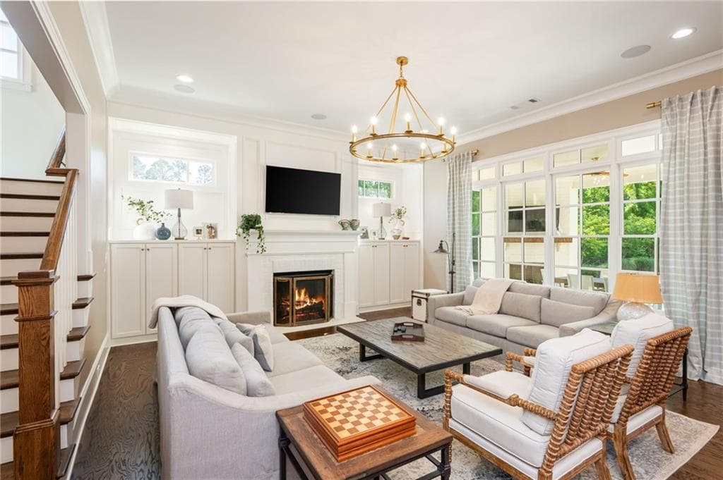 6 bedroom, 6 bathroom, 5,568 sq ft single family residence for sale at 4184 Thompson Mill Road, Buford, GA 30519 — photo 4