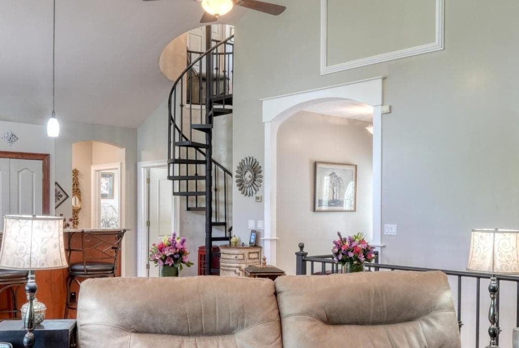 4 bedroom, 3 bathroom, 4,877 sq ft single family residence for sale at 92 Notla Vista I, Blairsville, GA 30512 — photo 4