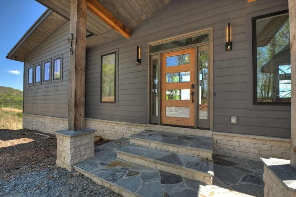 3 bedroom, 4 bathroom, 2,868 sq ft single family residence for sale at 315 Blue Berry Ridge, Morganton, GA 30560 — photo 5