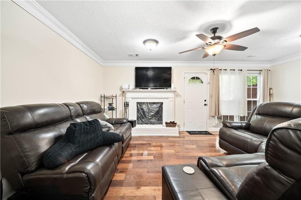 2 bedroom, 3 bathroom, 1,292 sq ft townhouse under contract at 5142 Jenny Drive, Acworth, GA 30101 — photo 9