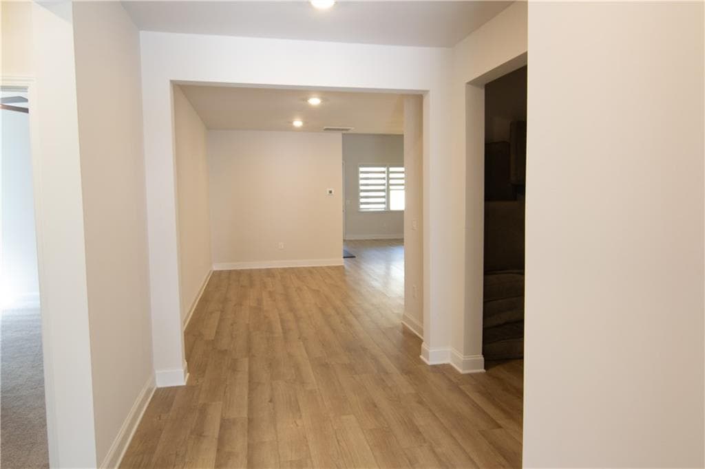 3 bedroom, 2 bathroom, 2,097 sq ft single family residence for rent at 2472 Knob Creek Road, Snellville, GA 30078 for $2,500 a month — photo 2