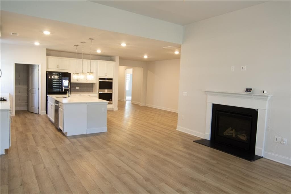 3 bedroom, 2 bathroom, 2,097 sq ft single family residence for rent at 2472 Knob Creek Road, Snellville, GA 30078 for $2,500 a month — photo 6