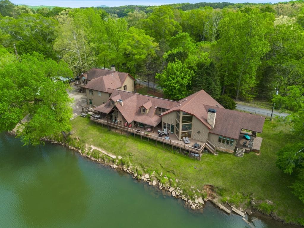 6 bedroom, 8 bathroom, 12,397 sq ft single family residence under contract at 50 Jones Slough Road, Kingston, GA 30145 — photo 2