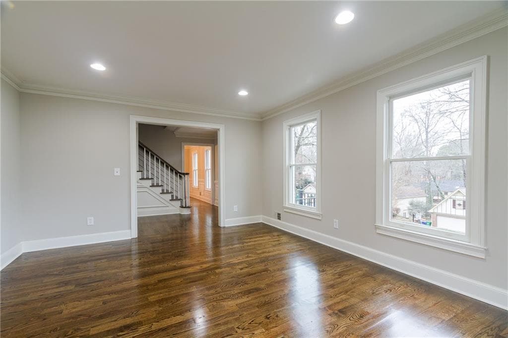 5 bedroom, 3 bathroom, 5,137 sq ft single family residence under contract at 1565 Summerset Drive, Atlanta, GA 30338 — photo 5