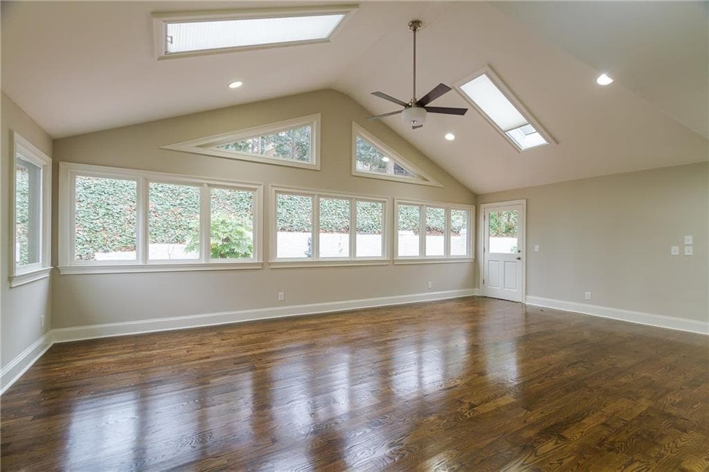 5 bedroom, 3 bathroom, 5,137 sq ft single family residence under contract at 1565 Summerset Drive, Atlanta, GA 30338 — photo 7