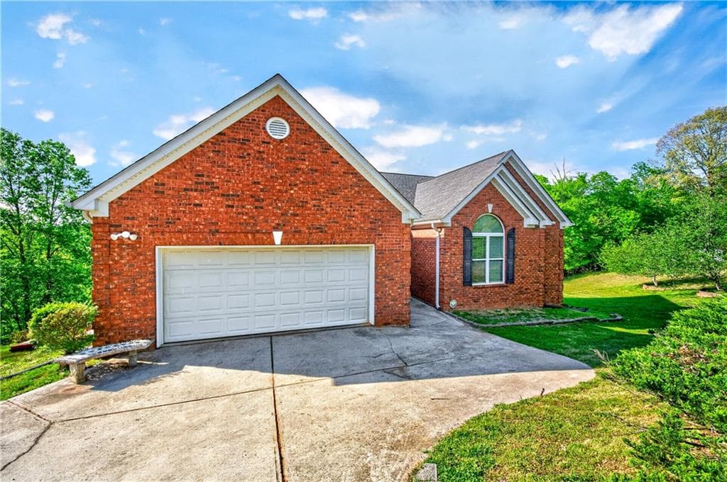 459 Nightdream Lane, Winder, GA 30680 — most recent listing photo