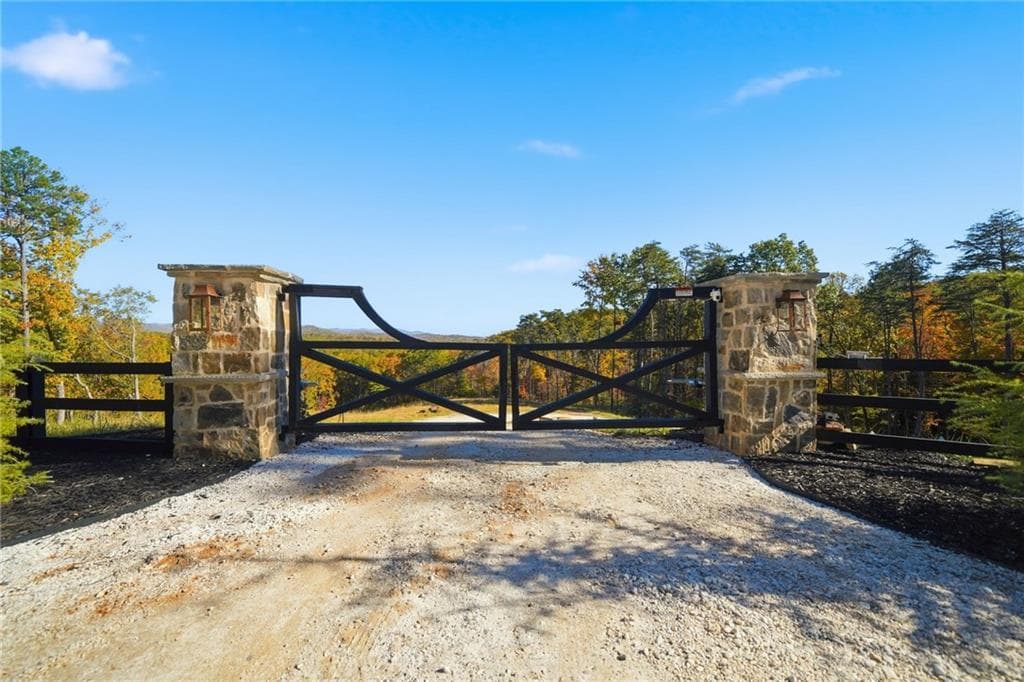 other under contract at 1500 Sunset Trail, Talking Rock, GA 30175 — photo 5