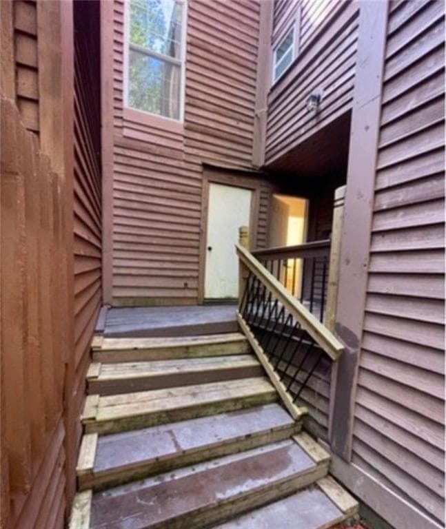 3 bedroom, 3 bathroom townhouse for rent at 2565 Terrace Trail, Decatur, GA 30035 for $1,800 a month