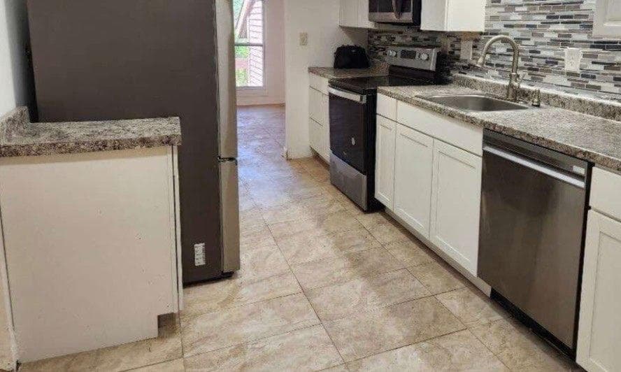 3 bedroom, 3 bathroom townhouse for rent at 2565 Terrace Trail, Decatur, GA 30035 for $1,800 a month — photo 4