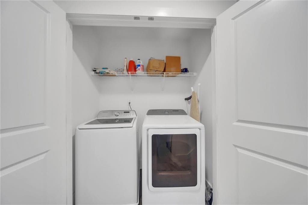 3 bedroom, 3 bathroom, 1,531 sq ft townhouse for sale at 6410 Shalks Crossing Drive, Lithonia, GA 30058 — photo 10