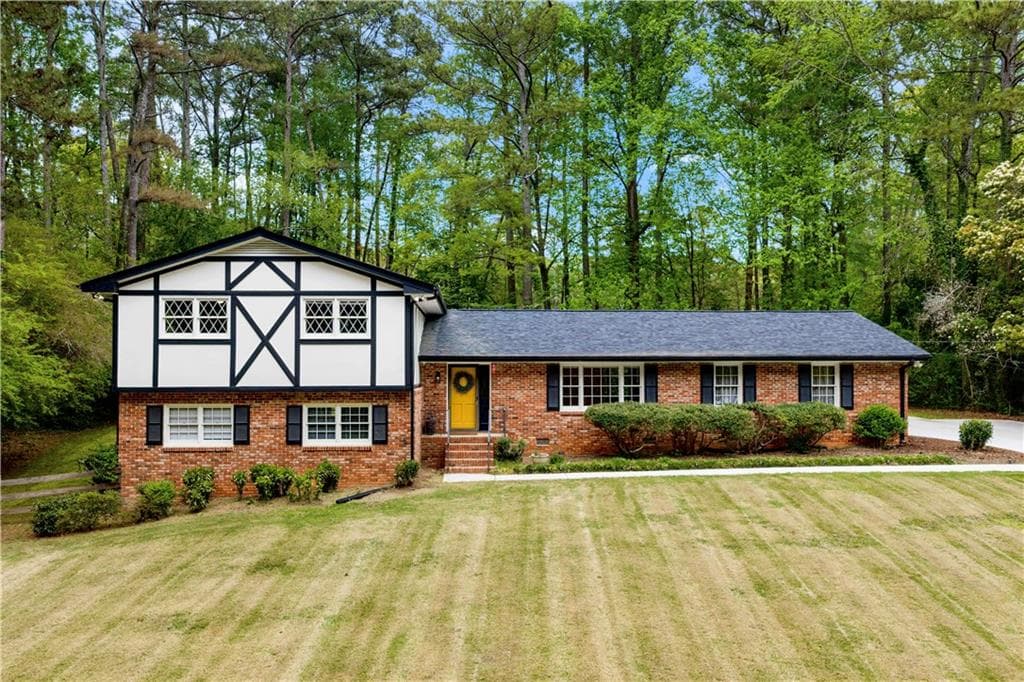 4924 Mountclaire Road, Stone Mountain, GA 30087 — most recent listing photo