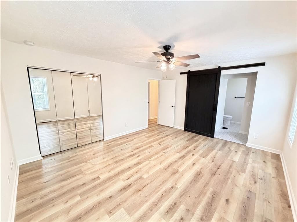 3 bedroom, 2 bathroom, 1,887 sq ft single family residence for sale at 1327 Towne Harbor Trail, Woodstock, GA 30189 — photo 4