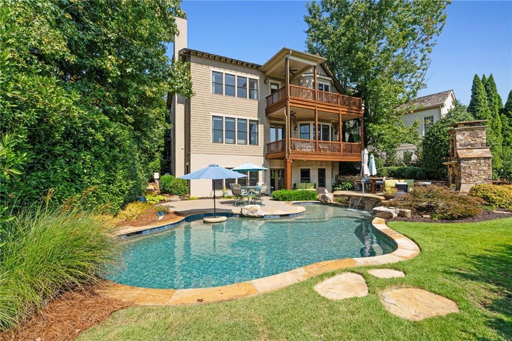 5 bedroom, 5 bathroom, 4,540 sq ft single family residence for sale at 6920 Bucks Road, Cumming, GA 30040 — photo 2