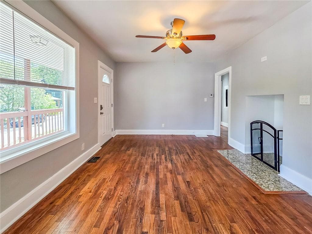 4 bedroom, 2 bathroom, 1,535 sq ft single family residence for sale at 1258 Holly Street, Atlanta, GA 30318 — photo 7