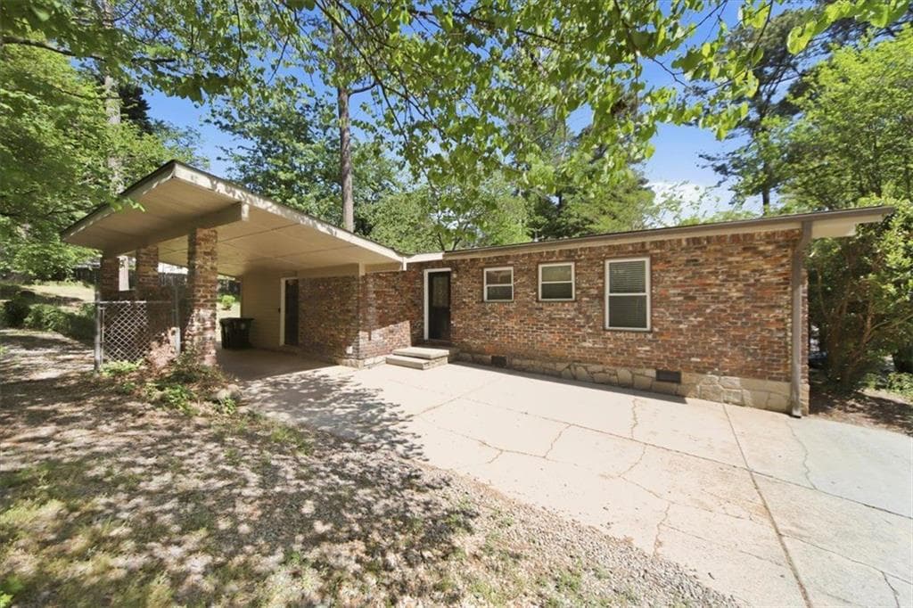 3 bedroom, 2 bathroom, 1,214 sq ft single family residence sold at 2432 Woodacres Road, Atlanta, GA 30345