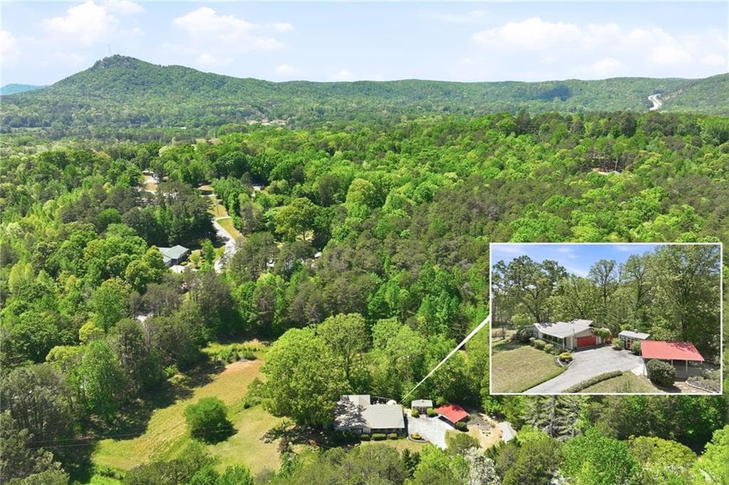 3 bedroom, 2 bathroom, 2,687 sq ft single family residence for sale at 238 Currahee Circle, Toccoa, GA 30577 — photo 2