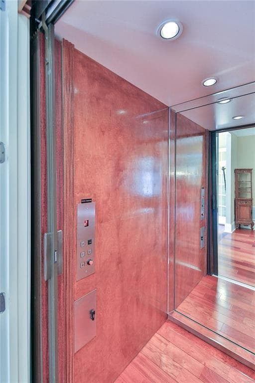 6 bedroom, 8 bathroom, 10,344 sq ft single family residence for sale at 6915 Prestons Estates, Atlanta, GA 30349 — photo 8