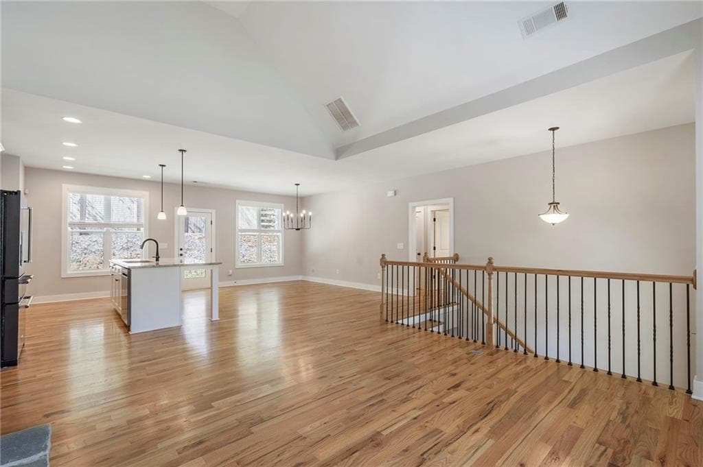4 bedroom, 3 bathroom, 2,673 sq ft single family residence for sale at 17 Pinoak Trail, Cartersville, GA 30121 — photo 8