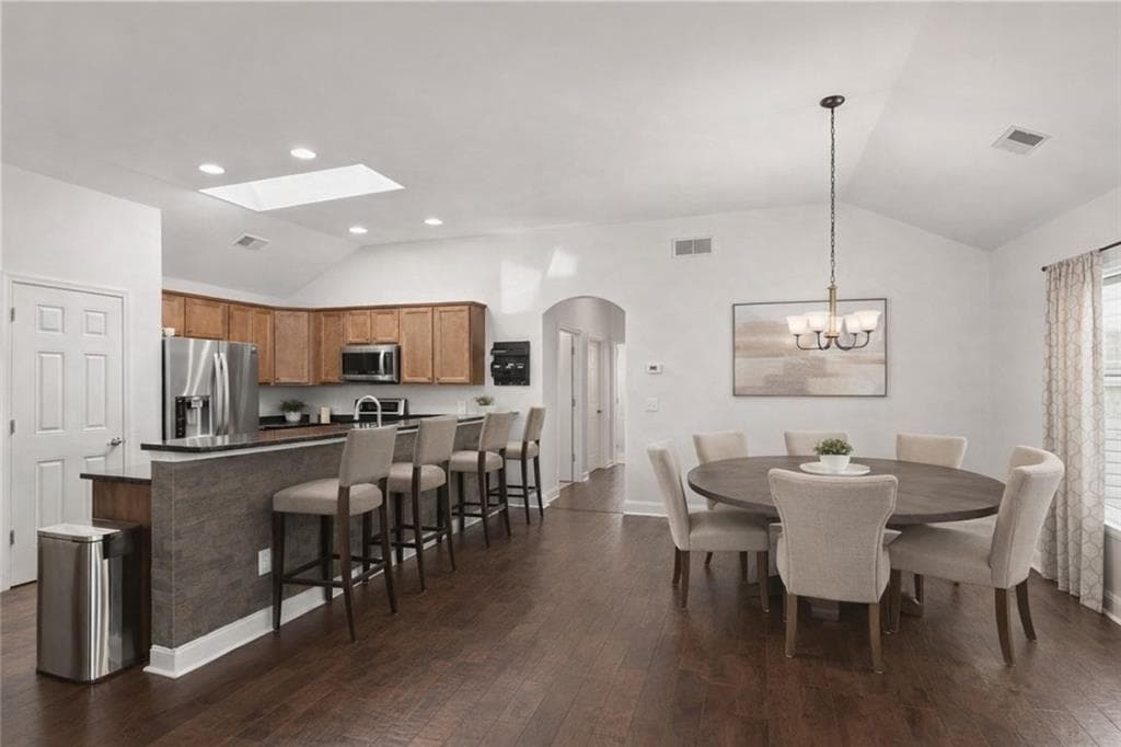 2 bedroom, 2 bathroom, 1,714 sq ft single family residence under contract at 315 Winthrope Drive, Woodstock, GA 30188 — photo 8