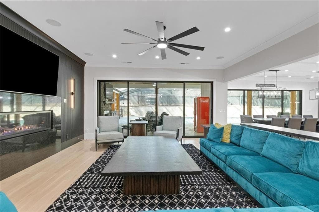 9 bedroom, 10 bathroom, 9,318 sq ft single family residence for sale at 365 Cagle Road, Roswell, GA 30075 — photo 4