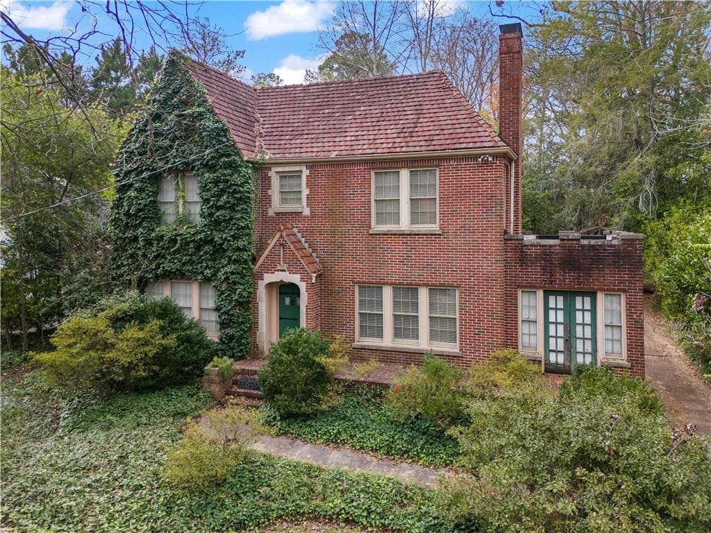 3 bedroom, 3 bathroom, 2,947 sq ft single family residence for sale at 1080 Clifton Road, Atlanta, GA 30307 — photo 5