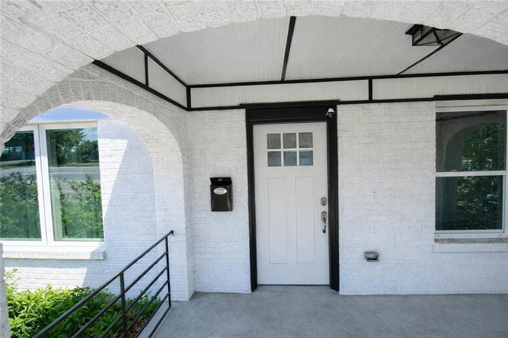 3 bedroom, 2 bathroom, 1,664 sq ft single family residence for sale at 1184 Metropolitan Parkway, Atlanta, GA 30310 — photo 6