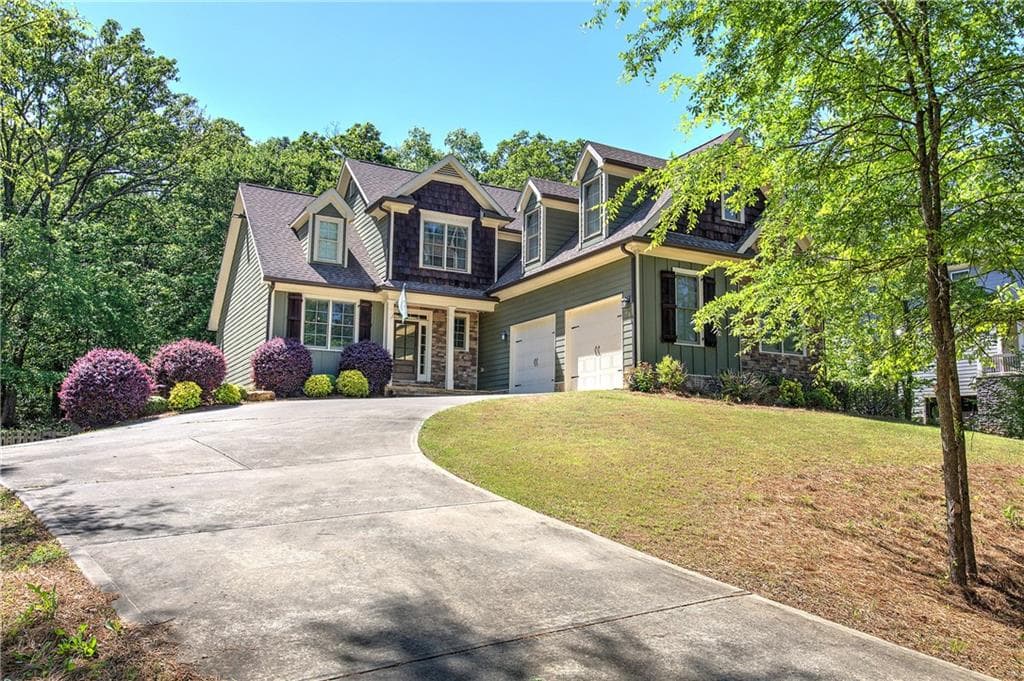 3 bedroom, 3 bathroom, 2,364 sq ft single family residence sold at 58 Mission Hills Drive, Cartersville, GA 30120