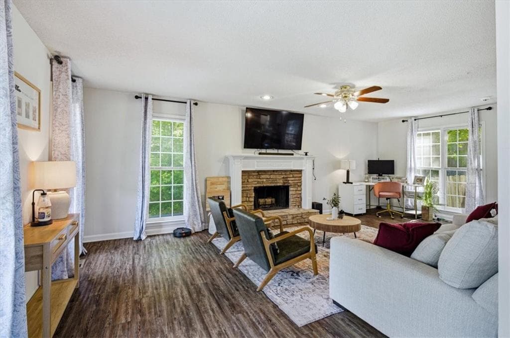 3 bedroom, 3 bathroom, 1,846 sq ft single family residence for sale at 20 Kimball Court, Douglasville, GA 30134 — photo 7
