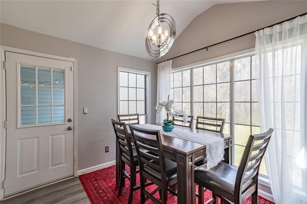 2 bedroom, 2 bathroom, 1,223 sq ft condominium for sale at 708 Glenleaf Drive, Peachtree Corners, GA 30092 — photo 10