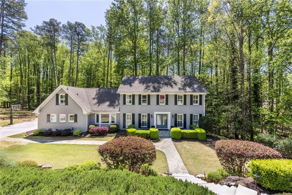 5 bedroom, 5 bathroom, 4,104 sq ft single family residence sold at 1915 Monticello, Atlanta, GA 30350