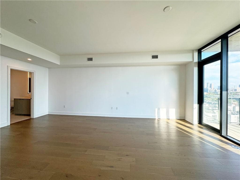 1 bathroom, 685 sq ft condominium for rent at 788 W Marietta Street 1107, Atlanta, GA 30318 for $1,800 a month — photo 6