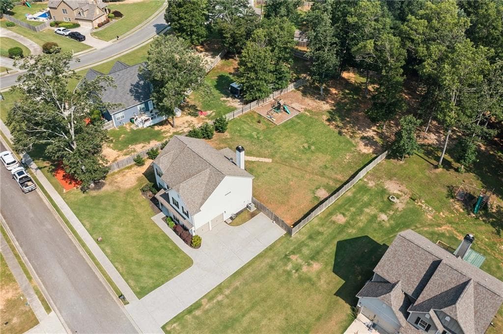 4 bedroom, 3 bathroom, 2,444 sq ft single family residence for sale at 13 Four Feathers Lane, Rydal, GA 30171 — photo 7